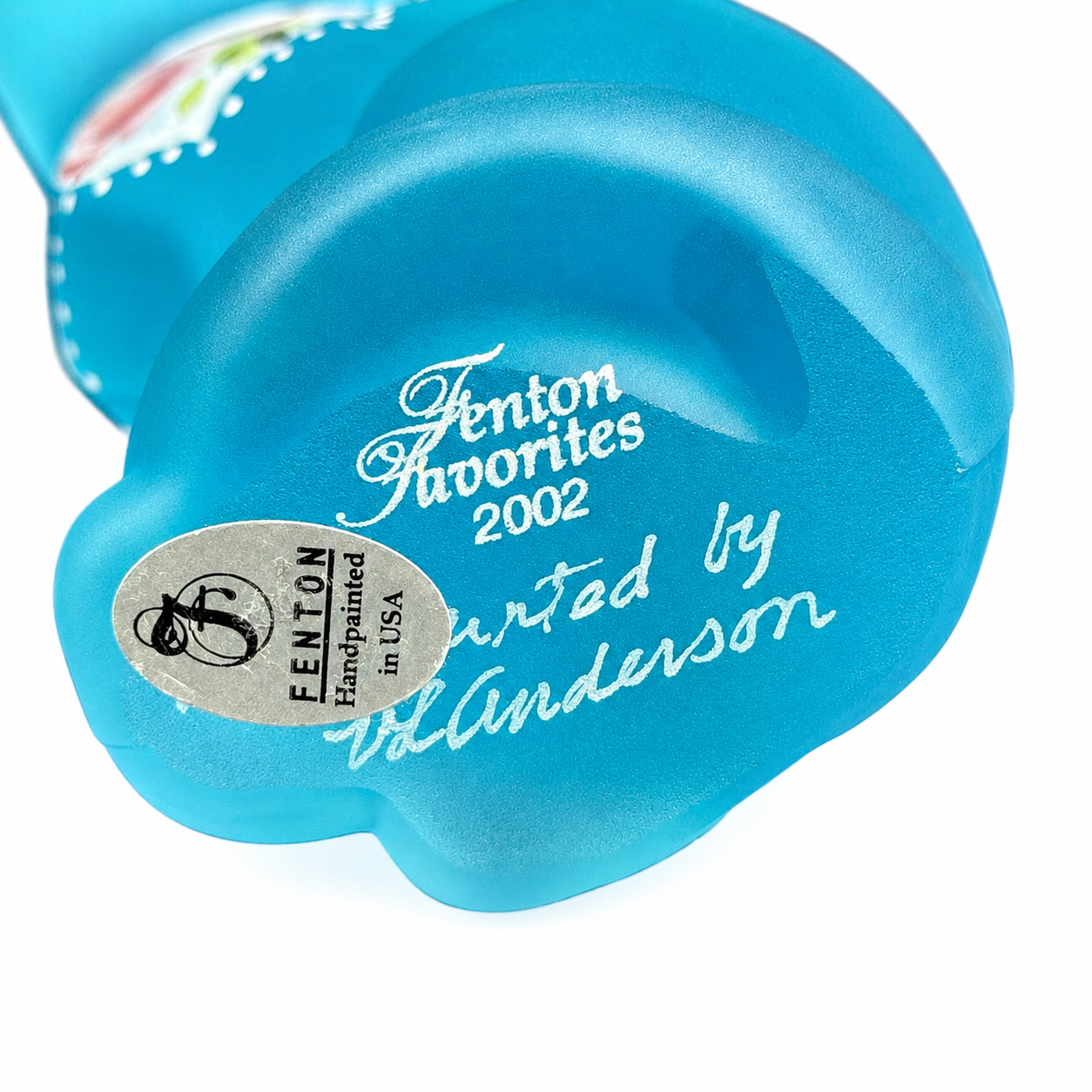 Limited Edition Fenton 2002 Sitting Kitty figurine