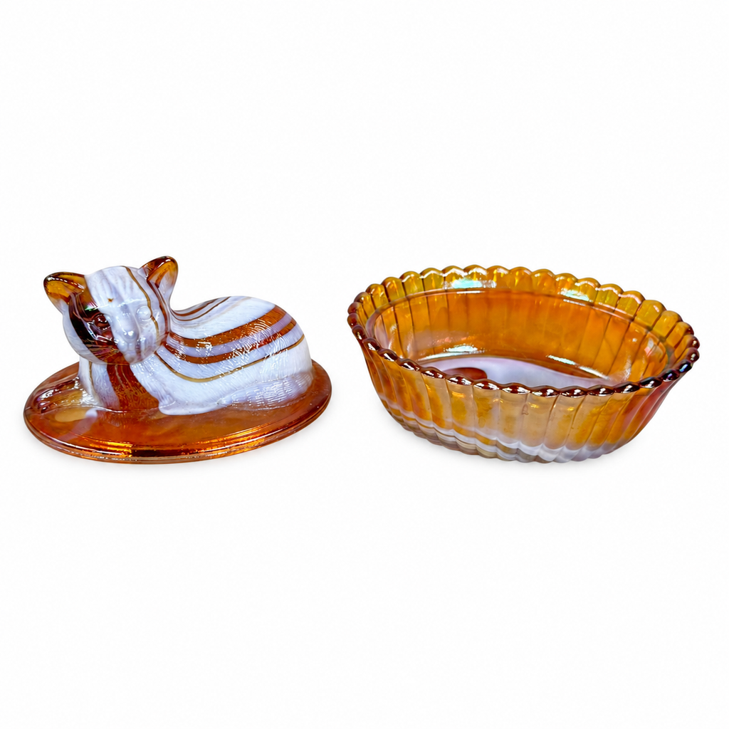 Collectible Westmoreland Glass Cat on Nest trinket dish