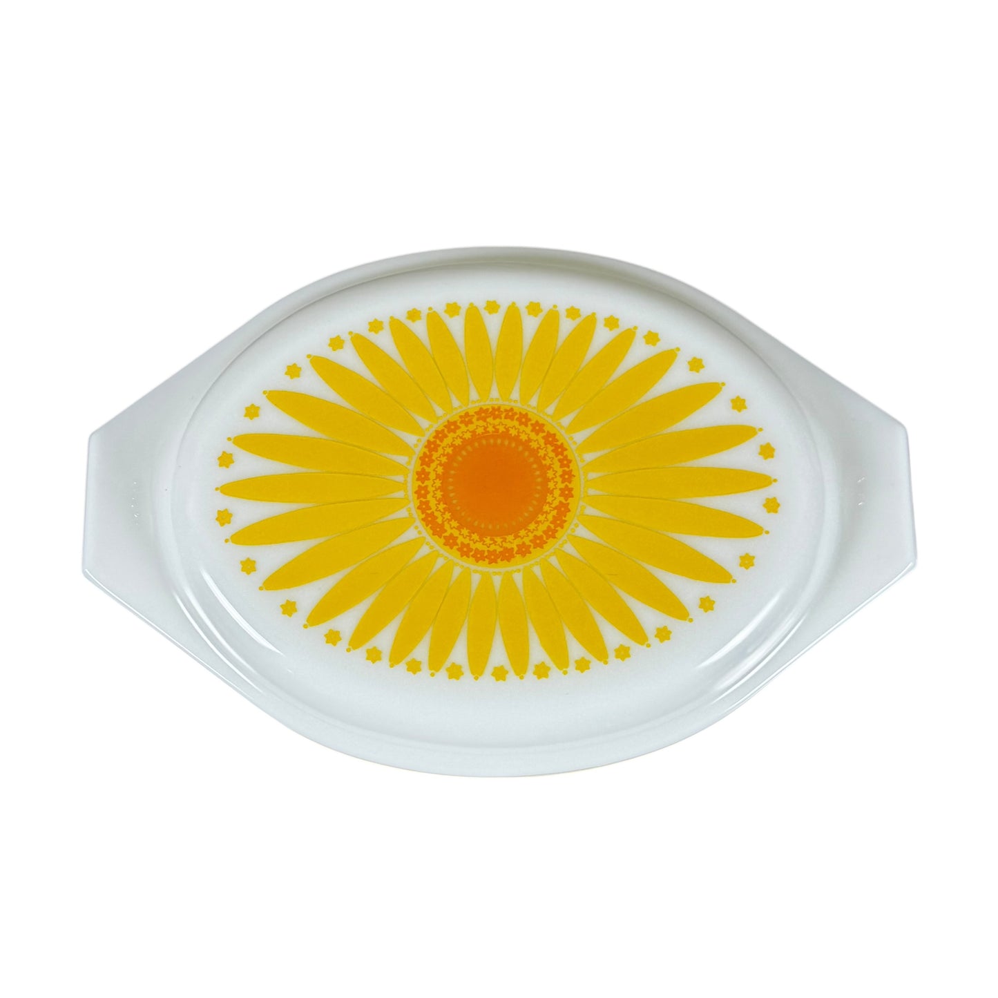Vintage Pyrex Daisy Yellow Sunflower Casserole Dish with Lid – 1970s Mid Century Kitchen Collectible
