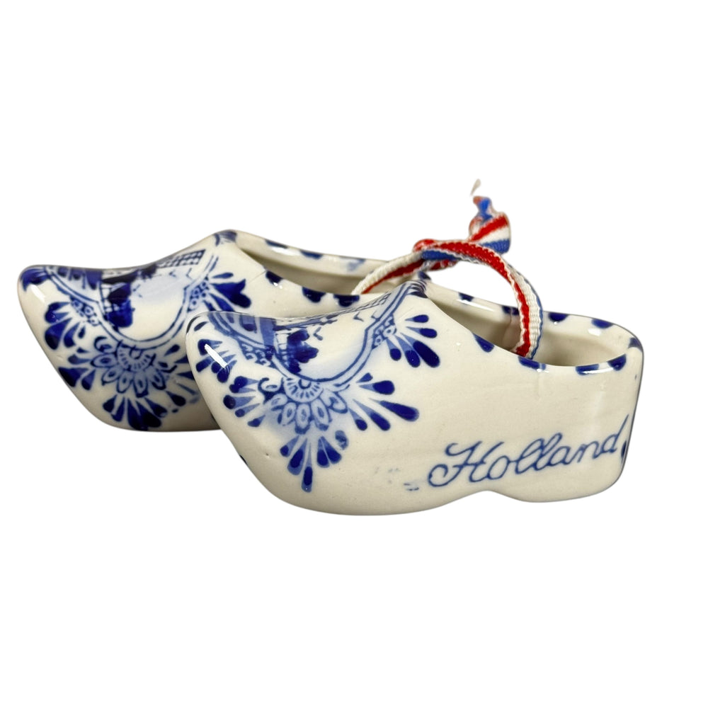 Holland blue Delft miniature shoes with windmill scene