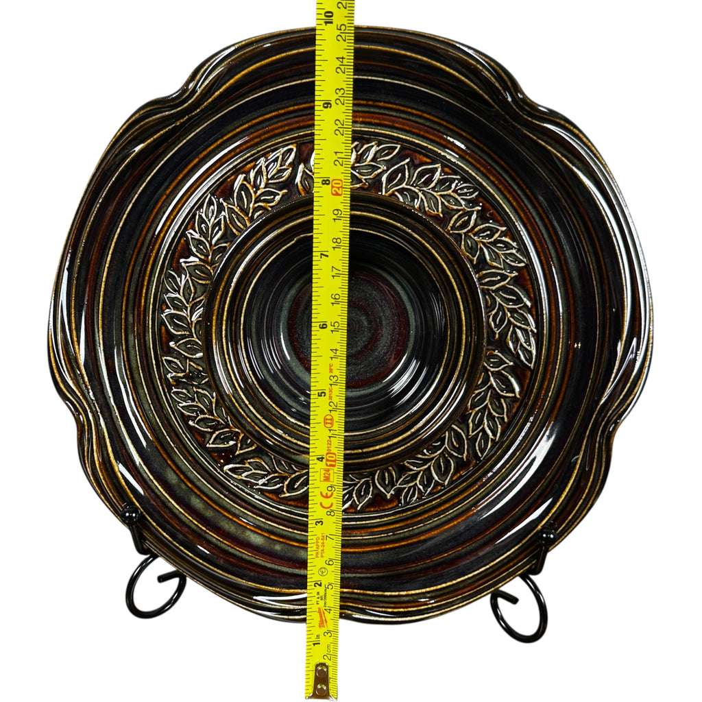 Robert Fishman Studio Pottery Chip & Dip Set – Hand Thrown Ceramic with Etched Leaf Motif
