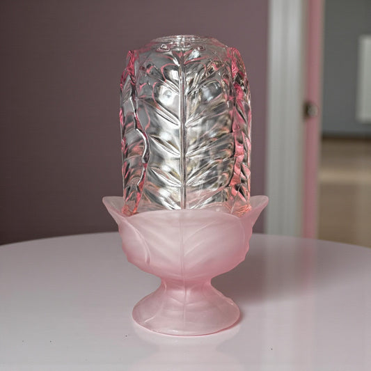 Viking Glass pink cabbage leaf fairy lamp with frosted base and textured shade